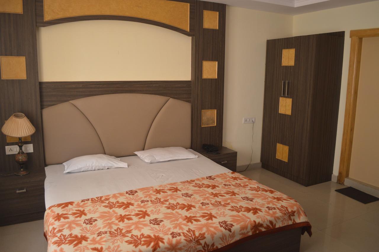 Hotel City Palace Brahmapur Room photo