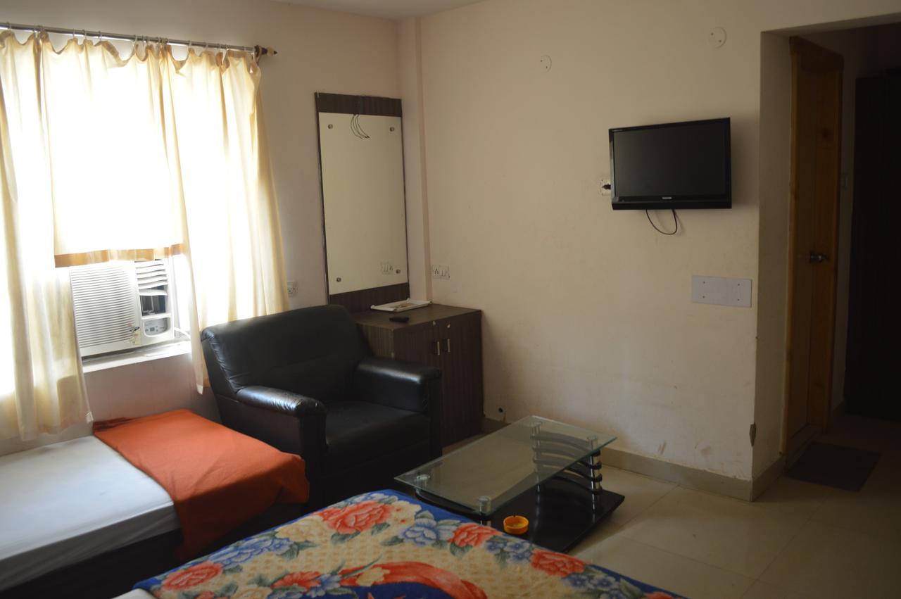Hotel City Palace Brahmapur Exterior photo